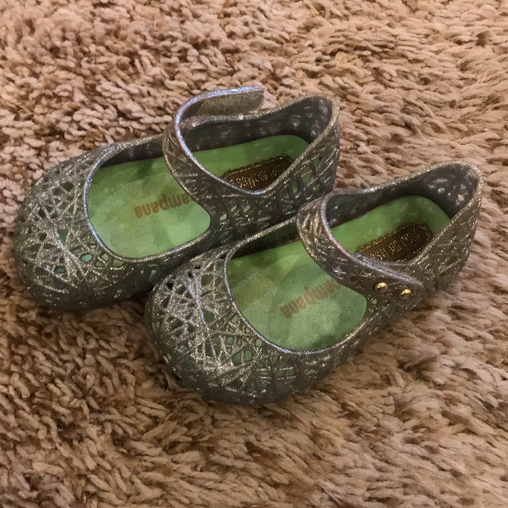 Mini Melissa silver zig zags